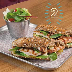 Your Lunchtime Favorites await at our dine-in restaurants every weekday! Choose a single-portion starter, main dish, side order and drink from our set list of items for just $15. We guarantee it’ll satisfy all your cravings! | ROADSTER DINER