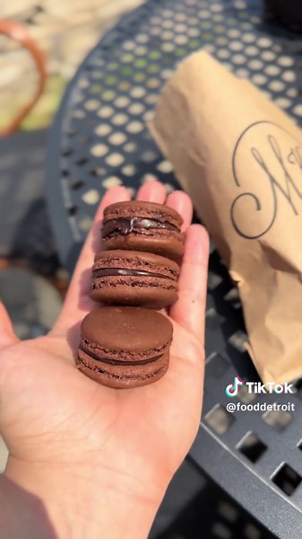 MK Cannelle Paint Creek bakery Rochester MI — viral peach pastry & soft chocolate chip cookie