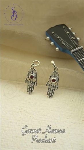 Hamsa Garnet Pendant for love & protection #ValentinesDay #Jewelry #Garnet #Hamsa #Style magic glow