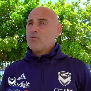 Kev and the boys have been working their socks off up in Newcastle the past few days 👊. Now, for 3 points tonight ⚽ Kick off at 7:50 📺 LIVE on Fox Sports 1 | Melbourne Victory