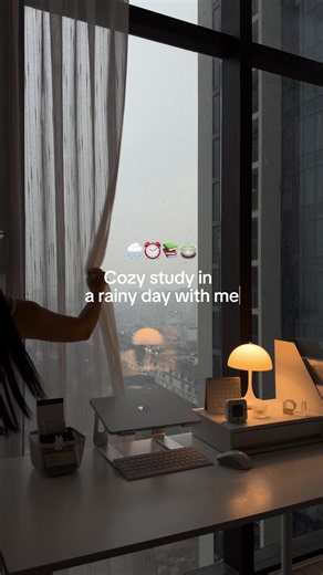 Cozy rainy day study sessions are my favorite 🌧️🍵☁️ My secret that study without feeling burned out I used “TicNote Cloud” It records lectures with 98% accurate live transcription, instantly summarizes everything, creates mind maps, and even lets me ask its built-in AI Agent questions about the material. Studying has never felt this easy. 🧠💻 Steal my secret for better grades and upgrade your study routine with TicNote Cloud! 🫶 Link in my bio! #notetaking #study #studyvlog #studywithme #ticn