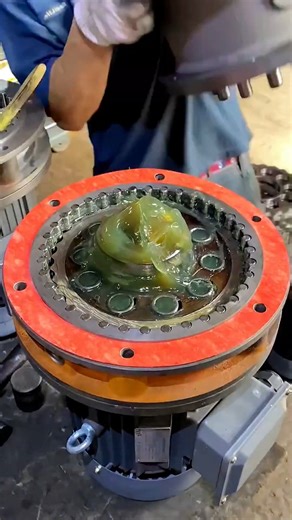 1.2M views · 234 reactions | Fit the motor with a pinwheel reducer | Fast Skill | Facebook