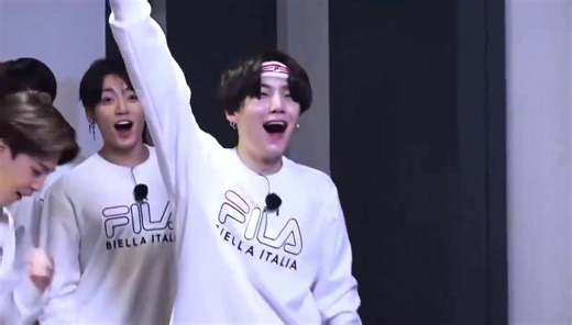 one of the craziest and iconic run bts episode where yoongi won despite struggling the most ©KV0LOGY | Bangtan PH