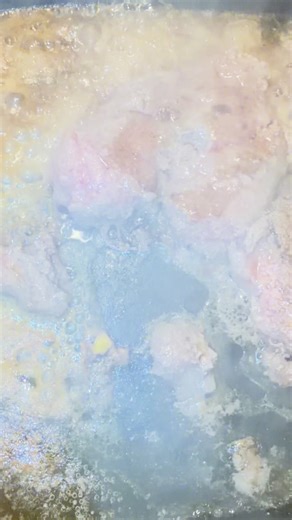 Ready Red on Instagram: "Beef 🥩 Bacon 🥓 Broth @ Turkey 🦃 Sausage Broth for the Bulldogs Food Mix #Beefbacon #TurkeySausage #Readyredkennels"