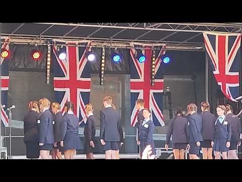 Salute to the Forties 2022, The D Day Darlings