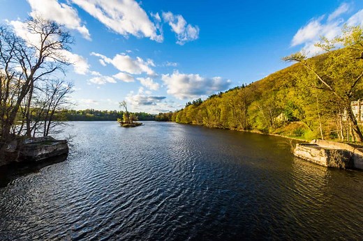 How Long Is the Connecticut River From Start to End?