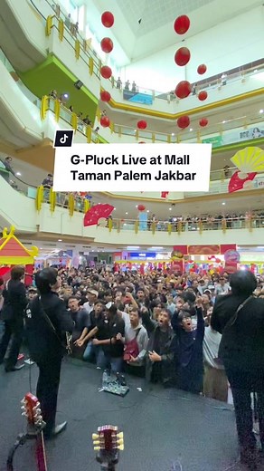 G-Pluck Live Performance at Mall Taman Palem Jakarta