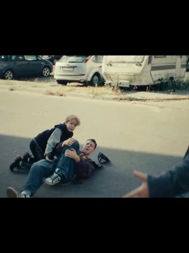 Polskie Kino: Chłopcy Dali Lekcję Pijanemu Kierowcy