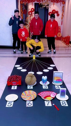 Hilarious Raffle Game Fun for the Whole Family!