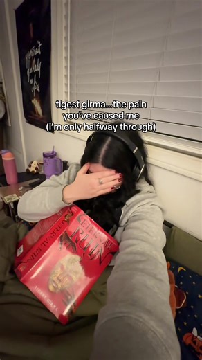 this book has me angry, gasping, and sad every f*cking chapter oh my GOD #tigestgirma #immortaldark #eternalruin #vampirebooks #bookrecommendations