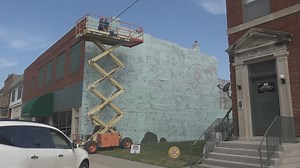 25th mural being painted in Clay Center