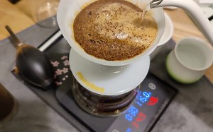 水视频·大粉量锥形结构快冲，用zp6确实特别稳。冲一只膨胀率比较高的浅烘埃塞水洗