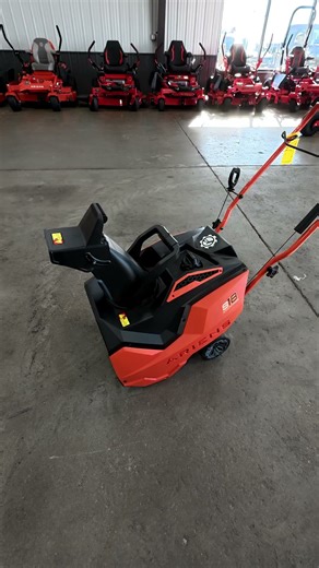 Ariens S18 Single Stage Snowblower Features | Central Iowa Farm Store is YOUR Iowa Ariens Dealer