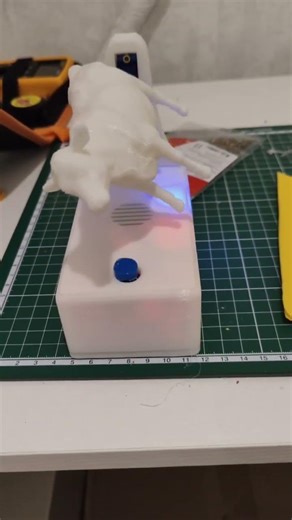 Polish Cow Alive! Thanks to 3D Printing and Arduino! DIY