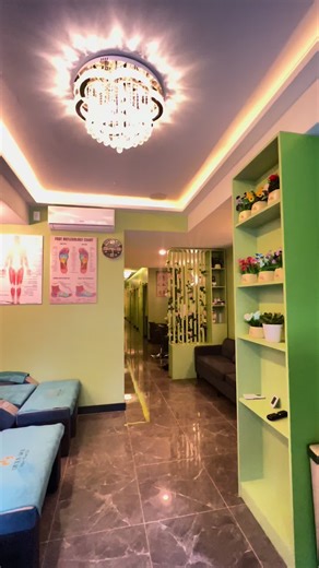 Manhattan midtown massage spa on TikTok