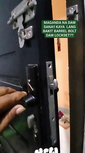 35K views · 105 reactions | ETO NA PO NILAGYAN NA NATIN NG LOCKSET!!?ALUMINUM PANEL DOOR DIY LANG PO YAN!!? #Trending #viralpost @highlight | Roberto Cuevas | Facebook