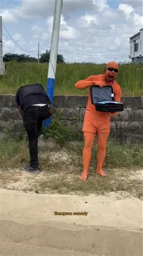 money in the bag 🛍️ #youtubeshorts #viralvideo