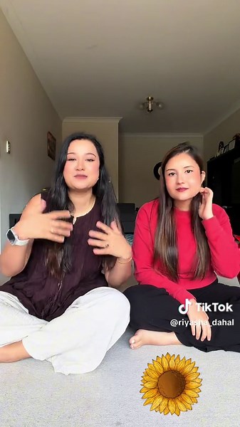 Class 2 Saathi Color Gift Exchange