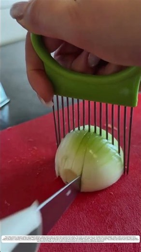 Onion Slice Guide: How Stainless Steel Prongs Yield Perfectly Diced Onions