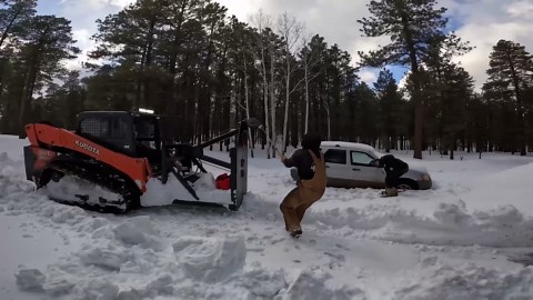 We Rescued 3 Vehicles Stuck in the Snow