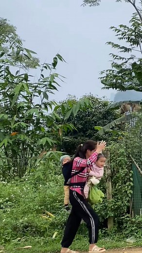 42K views · 778 reactions | Mit and Tit and Mom. #fblifestyle #roomforrent | Ma Thi Ngoan Life. | Facebook