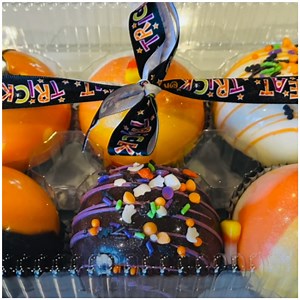 664K views · 1.8K reactions | Halloween hot chocolate bombs! You'll love these ones  | MetDaan Cakes | Facebook