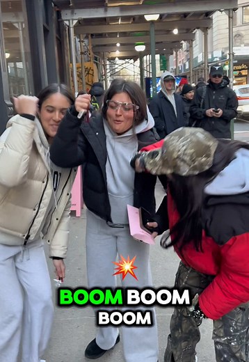 Flex Pouch is the only phone case in the world that can do this 💭 | phone pouch