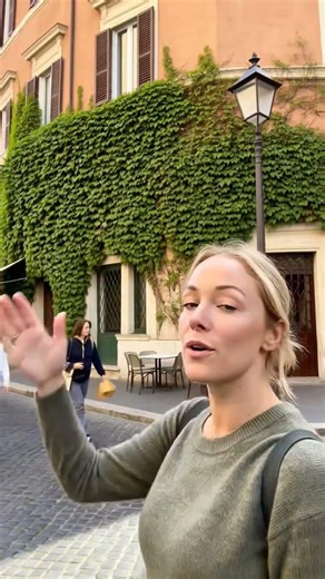 Exploring the Most Beautiful Streets of Rome | Italy Travel Vlog