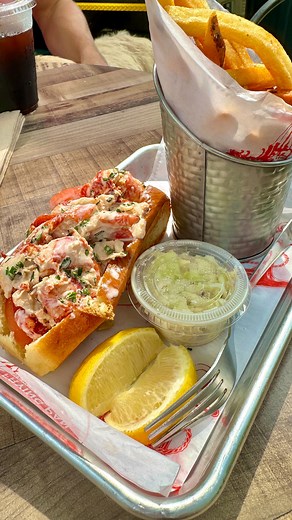 36K views · 1.3K reactions | lobster pasta 咽懶 follow @legallyhealthyblonde for more ✨ | Legally Healthy Blonde | Facebook