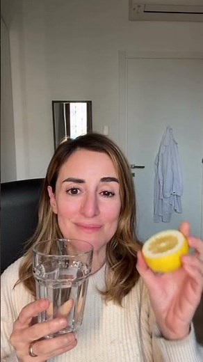 💧 Bere acqua tiepida al mattino: benefici e routine naturale | Metodo BNatur