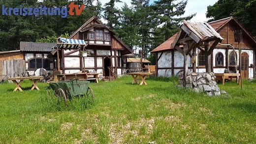Mittelalterliches Larp-Dorf Bogenwald entsteht in Ströhen