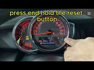 ¿Cómo se reinicia la luz de servicio del Mini One?