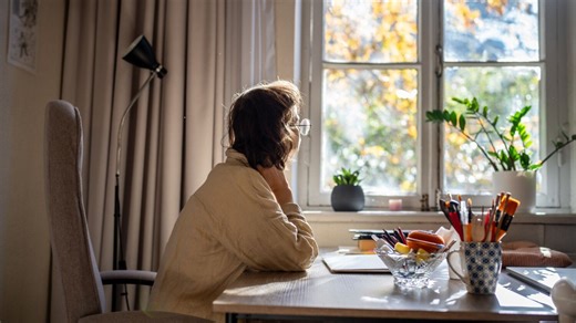 Cette approche globale permet de surmonter la procrastination, selon une experte - Psychologies.com