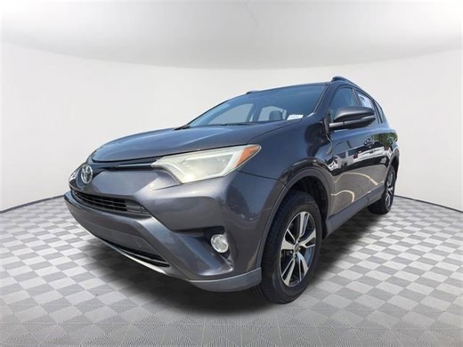 Pre-Owned 2016 Toyota RAV4 XLE
