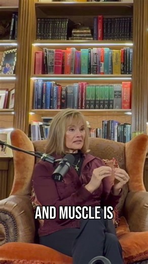 Muscle vs. Fat: Size, Density, and Why Muscle Wins! #shorts