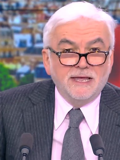 «Le scrutin des municipales montre une France éparpillée façon puzzle», a déclaré Pascal Praud dans son édito de l'émission L'Heure des Pros, ce lundi sur CNEWS. #politique #municipales #municipales2026 #france