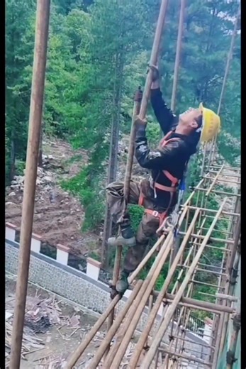 The installation process of scaffolding