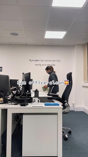 Efficient Office Cleaning Tips and Techniques for Busy Professionals