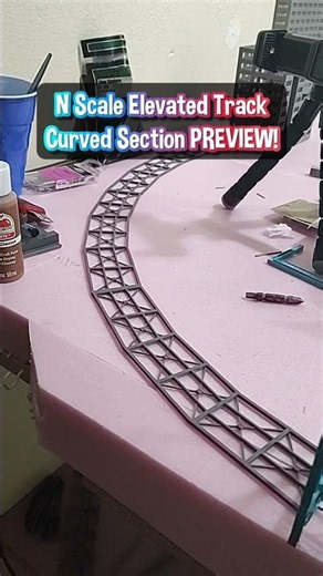 N Scale Model Train City Layout Elevated Track Curve PREVIEW!