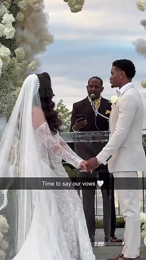 Time to say our vows 🤍 | Family Roberts