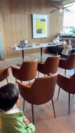 We had a great time teaching this @cupskeiki class how to make pasta! Thank you for being great student chefs! 🎥: @yunbin_k | MW Restaurant