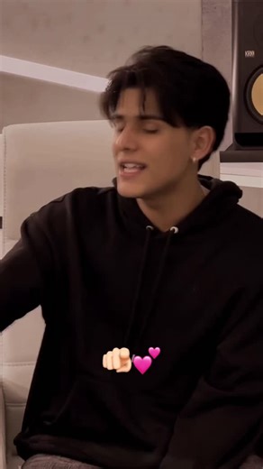 Arjun Sahota on Instagram: "Ve Tu Hi Mera Rabb Ae Janoon Ae Duwa Ae Tu 🤲🏻💕"