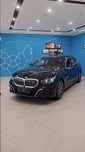 2025 BMW i5 – The Perfect Blend of Luxury and EV Power?