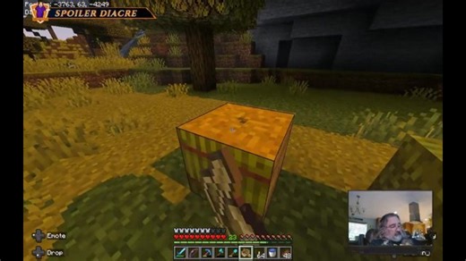 Highlight: Doggy double team to take a break