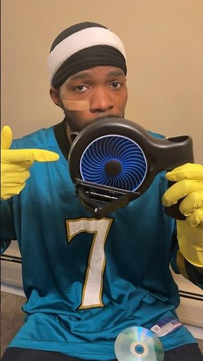 Time traveler shows how to fix scratched CD’s 💿