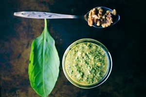 Cheesy Vegan Walnut Pesto Recipe
