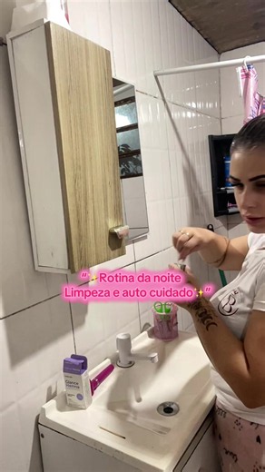 Rotina da noite: limpeza da casa e autocuidado simples