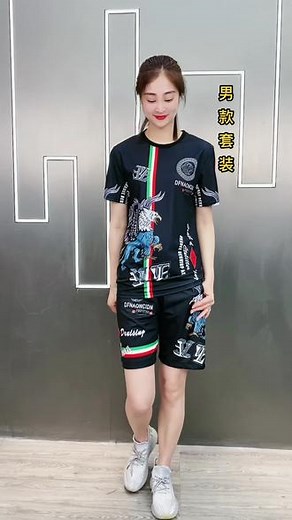 男士夏装时尚冰丝五分裤套装 谁穿谁帅#男装搭配 #休闲套装 #夏季穿搭 #短袖套装