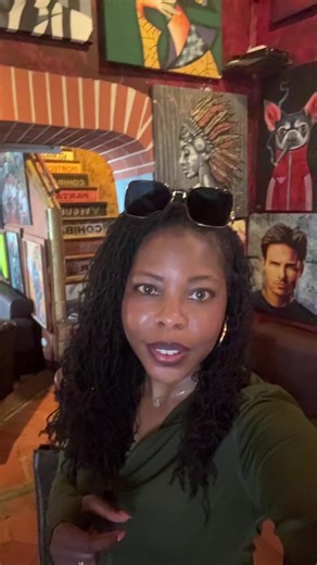 Enjoying the shops in Cartagena #blackgirlstraveltoo #cartagenacolombia #cartagena #art