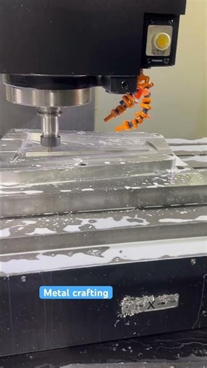 #machine #factory #smallbusiness #Metal work#doosan #vmc